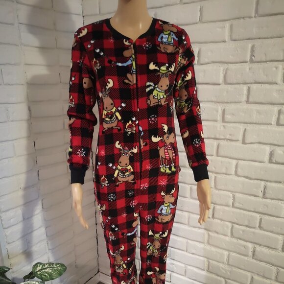 Secret Treasures Sleepwear Ladies Size XS Red & Black Moose Print Fleece Onesie - Picture 1 of 10